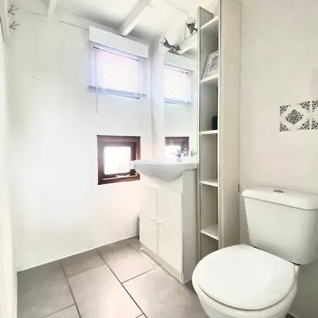 Familienfreundliches Angel Mit Garten By Interhome Appartamento