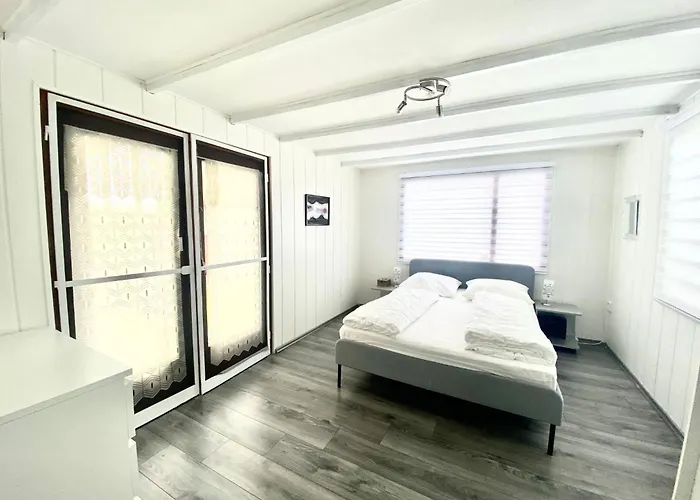 Familienfreundliches Angel Mit Garten By Interhome Appartement