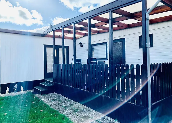 Familienfreundliches Angel Mit Garten By Interhome